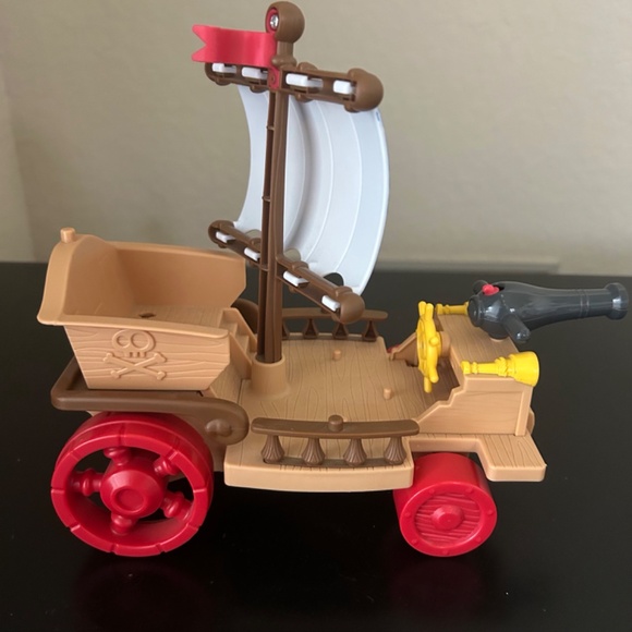 Disney’s Jake and Neverland Pirates Land Sail Wagon. - Picture 4 of 16